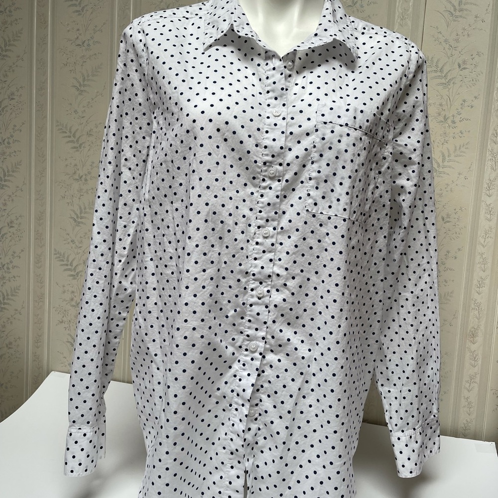 Liz Claiborne Button down blouse